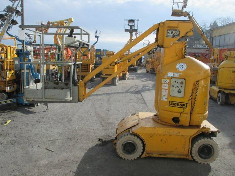 Manitou 105 VJR 2 - Vertical mast lift: picture 5 Manitou 105 VJR 2 - Vertical mast lift: picture 5