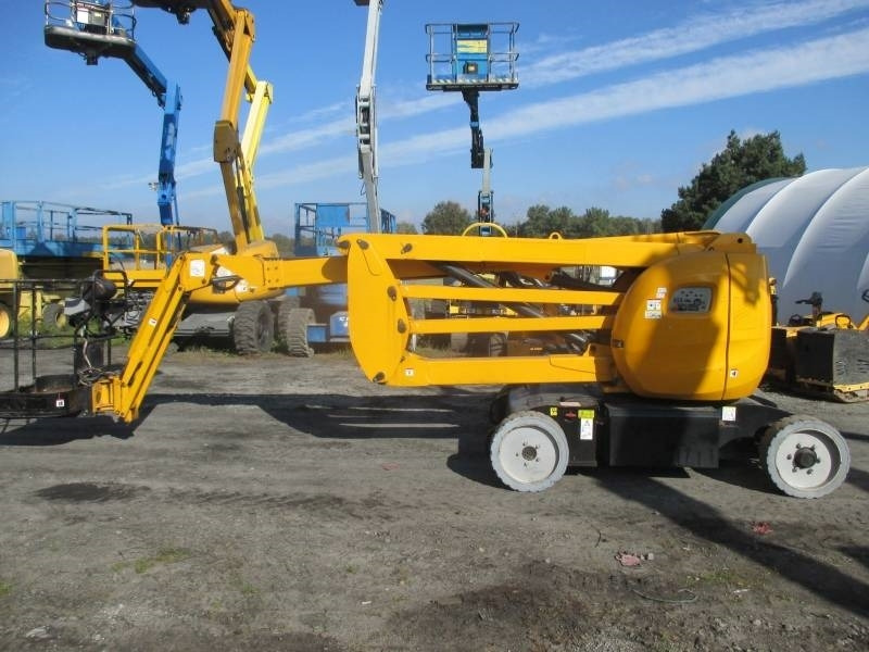 Manitou 170 AETJ - Articulated boom: picture 2 Manitou 170 AETJ - Articulated boom: picture 2