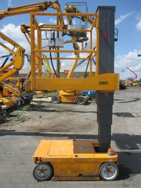 SkyJack SJ 12 - Vertical mast lift: picture 1 SkyJack SJ 12 - Vertical mast lift: picture 1