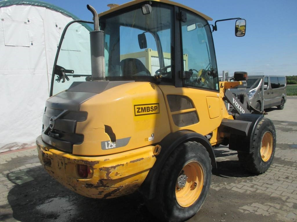 Volvo L 25 F - Wheel loader: picture 2 Volvo L 25 F - Wheel loader: picture 2