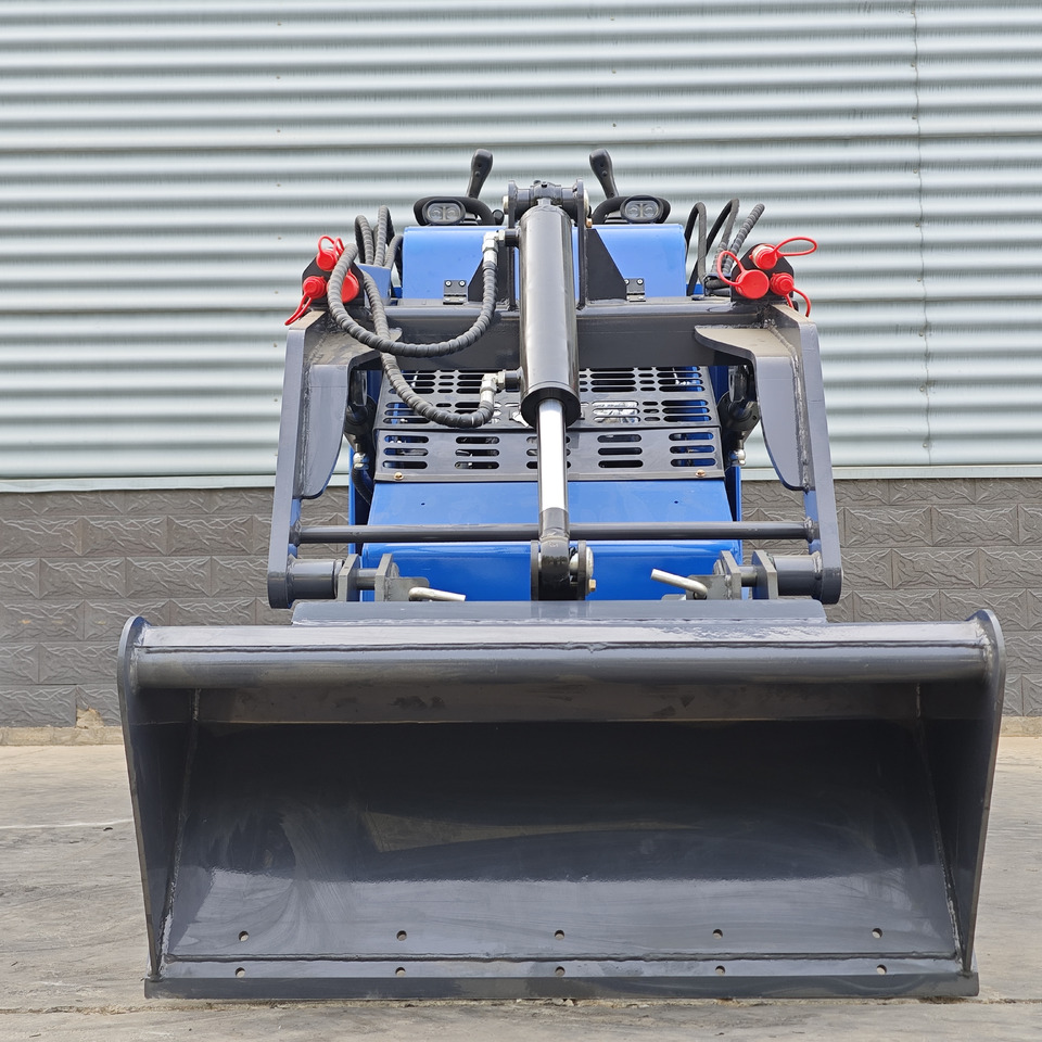 New Skid steer loader LEZUM Free Shipping Mini Skid Steer Loader Compact Track Electric/Diesel Chinese Mini Skid Steer Loader For Sale With Mini Skid Steer Attachments 4 In 1 Bucket: picture 6