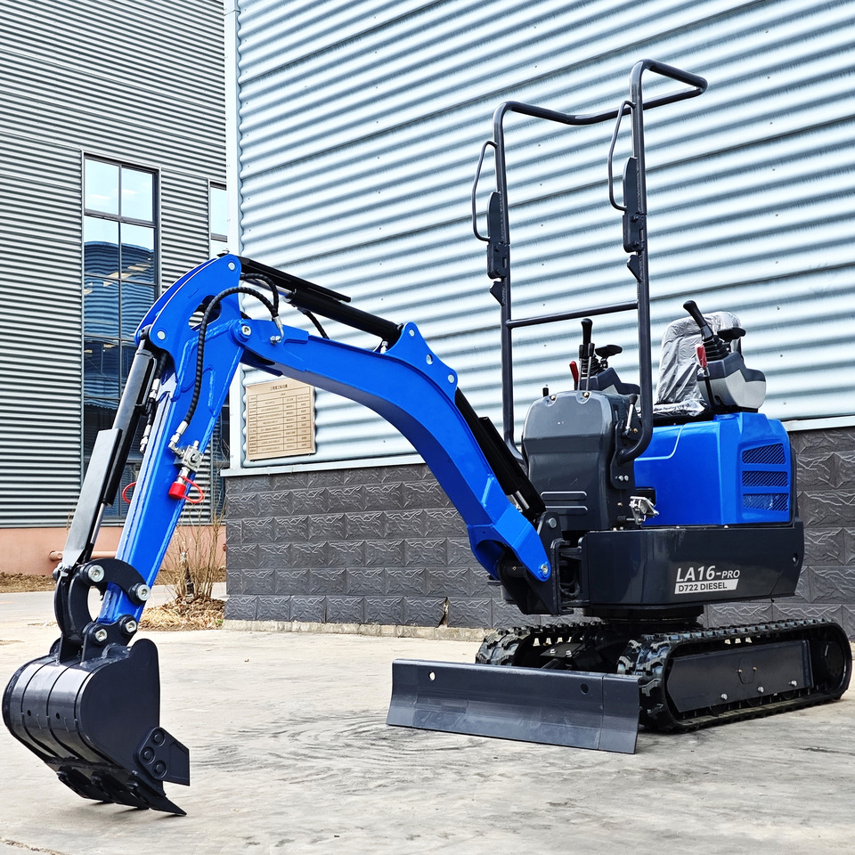 LEZUM LA16Pro Mini Excavator Kubota Euro 5/Epa Engine Mini Excavator For Sale - Mini excavator: picture 2 LEZUM LA16Pro Mini Excavator Kubota Euro 5/Epa Engine Mini Excavator For Sale - Mini excavator: picture 2