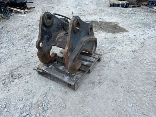 Attache rapide hydraulique Morin M6 - Quick coupler: picture 4 Attache rapide hydraulique Morin M6 - Quick coupler: picture 4