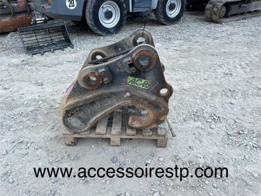 Attache rapide hydraulique Morin M6 - Quick coupler: picture 1 Attache rapide hydraulique Morin M6 - Quick coupler: picture 1