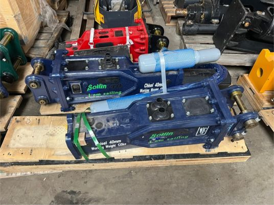BRH pour pelle 1T à 2T5 - Hydraulic hammer: picture 2 BRH pour pelle 1T à 2T5 - Hydraulic hammer: picture 2