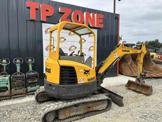 Bobcat E26 à 16900 € HT - Mini excavator: picture 5 Bobcat E26 à 16900 € HT - Mini excavator: picture 5
