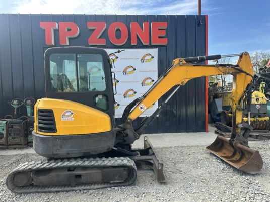 Bobcat E35 Cabine à 20500 € HT - Mini excavator: picture 5 Bobcat E35 Cabine à 20500 € HT - Mini excavator: picture 5