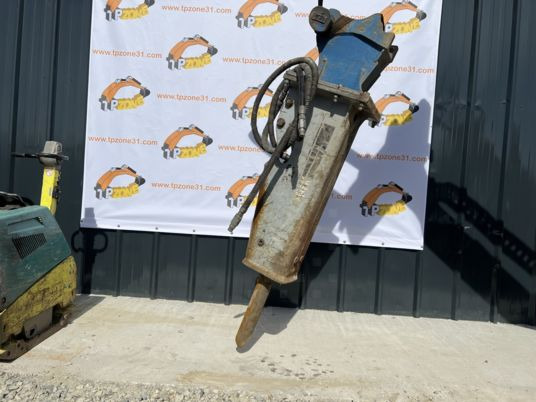 Brh furukawa F9LN - Hydraulic hammer: picture 3 Brh furukawa F9LN - Hydraulic hammer: picture 3