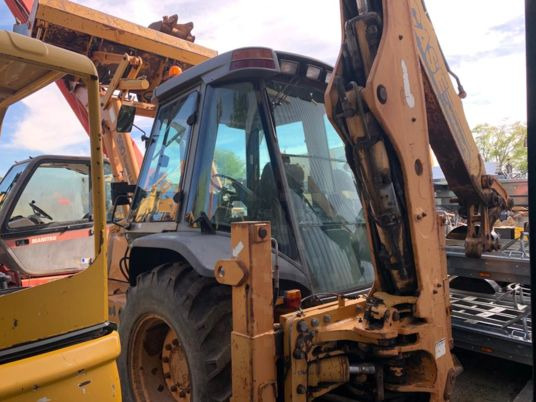 Backhoe loader Case 580 SUPER LE Ride Control: picture 8
