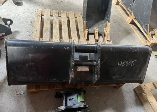 Godet de curage terex - Bucket: picture 3 Godet de curage terex - Bucket: picture 3