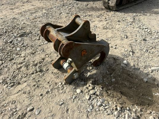 Kit de réversibilité godet M4 - Quick coupler for Construction machinery: picture 2 Kit de réversibilité godet M4 - Quick coupler for Construction machinery: picture 2