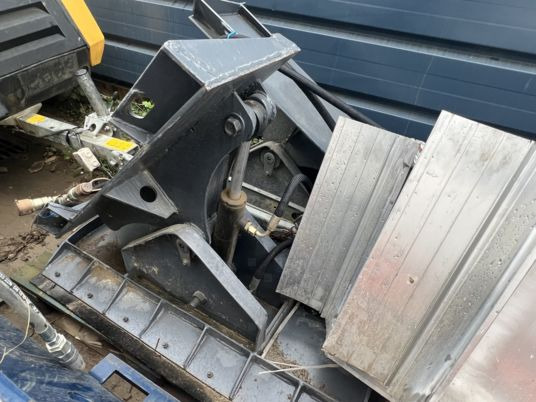 Lame de déneigement pour chargeur / chargeuse - Snow plough: picture 3 Lame de déneigement pour chargeur / chargeuse - Snow plough: picture 3