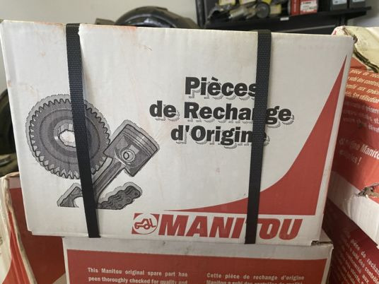 Moteur d’essuie-glace manitou - Wiper for Material handling equipment: picture 2 Moteur d’essuie-glace manitou - Wiper for Material handling equipment: picture 2