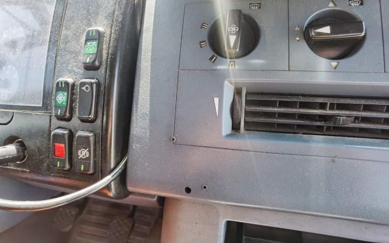 Suburban bus Mercedes-Benz Vario 814D 38+15: picture 8 Suburban bus Mercedes-Benz Vario 814D 38+15: picture 8