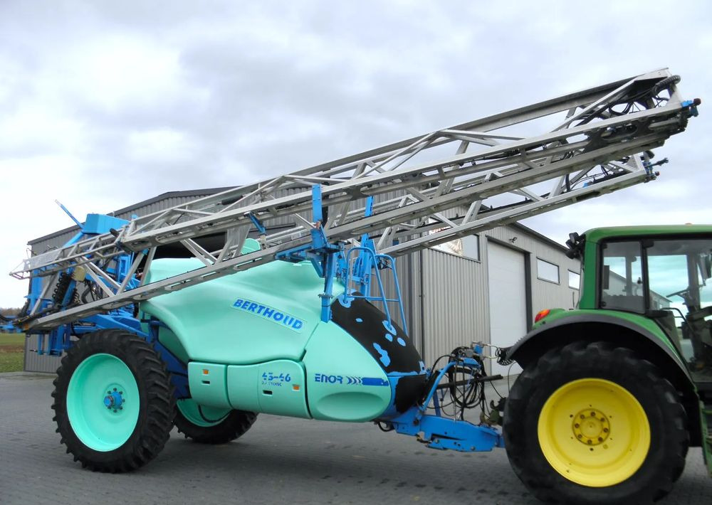 Berthoud TENOR 45-46 36 Metrow, 2012 Rok, Nawigacja Trimble + Automatyczne wylaczanie sekcji, Stan Idealny - Trailed sprayer: picture 3 Berthoud TENOR 45-46 36 Metrow, 2012 Rok, Nawigacja Trimble + Automatyczne wylaczanie sekcji, Stan Idealny - Trailed sprayer: picture 3