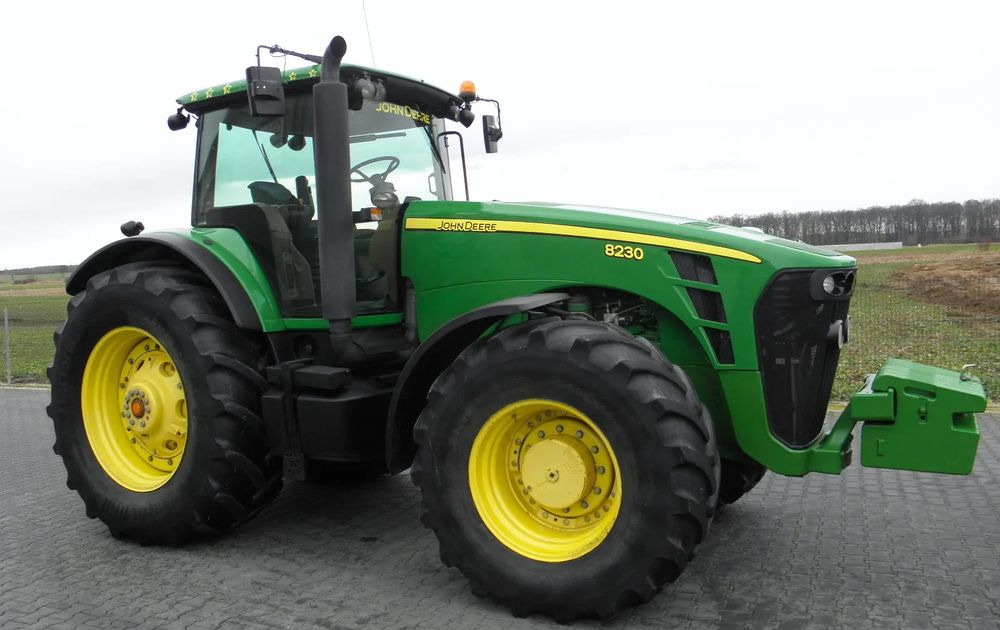 John Deere 8230 2009 Rok POWERSHIFT, Nie Malowany, Stan Bardzo Dobry - Farm tractor: picture 1 John Deere 8230 2009 Rok POWERSHIFT, Nie Malowany, Stan Bardzo Dobry - Farm tractor: picture 1