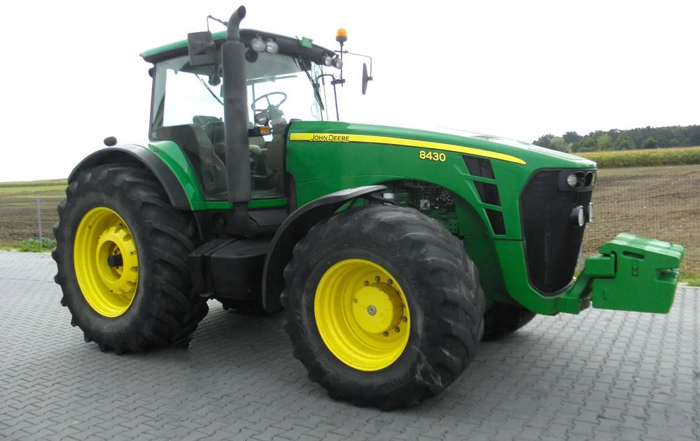John Deere 8430 2008 Rok, Nie Malowany, Stan Bardzo Dobry - Farm tractor: picture 4 John Deere 8430 2008 Rok, Nie Malowany, Stan Bardzo Dobry - Farm tractor: picture 4