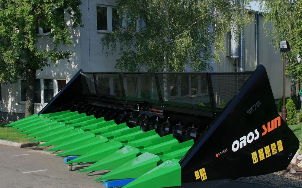 Oros SUN 1276 12 rzędowy, Nowe przystawki do Zbioru Słonecznika - Sunflower header: picture 1 Oros SUN 1276 12 rzędowy, Nowe przystawki do Zbioru Słonecznika - Sunflower header: picture 1