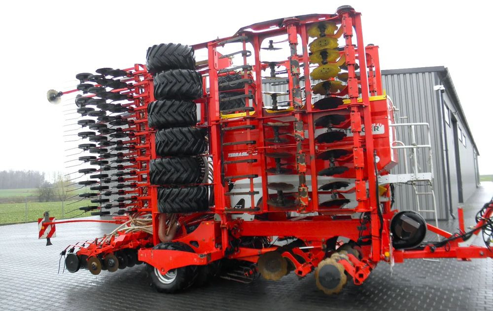 Pottinger Terrasem C9 Artis 2014 Rok, Nowe Elementy Robocze, Nie Malowany, Stan Idealny - Seed drill: picture 5 Pottinger Terrasem C9 Artis 2014 Rok, Nowe Elementy Robocze, Nie Malowany, Stan Idealny - Seed drill: picture 5