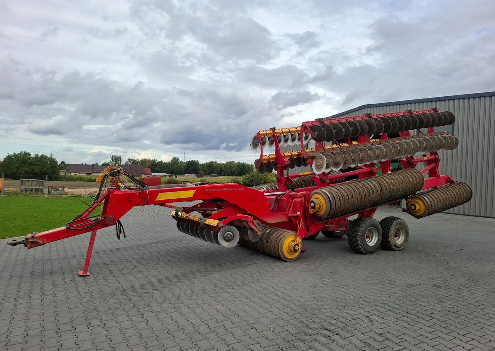 Väderstad Carrier 1225 XL 2011 rok , 12 metrów , Stan Bardzo Dobry - Soil tillage equipment: picture 4 Väderstad Carrier 1225 XL 2011 rok , 12 metrów , Stan Bardzo Dobry - Soil tillage equipment: picture 4