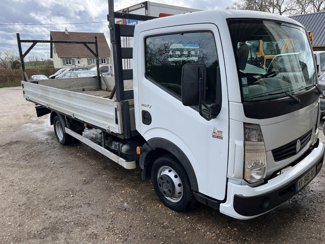 Renault Maxity 110cv cabstar plateau 4,50m - Flatbed van: picture 3 Renault Maxity 110cv cabstar plateau 4,50m - Flatbed van: picture 3