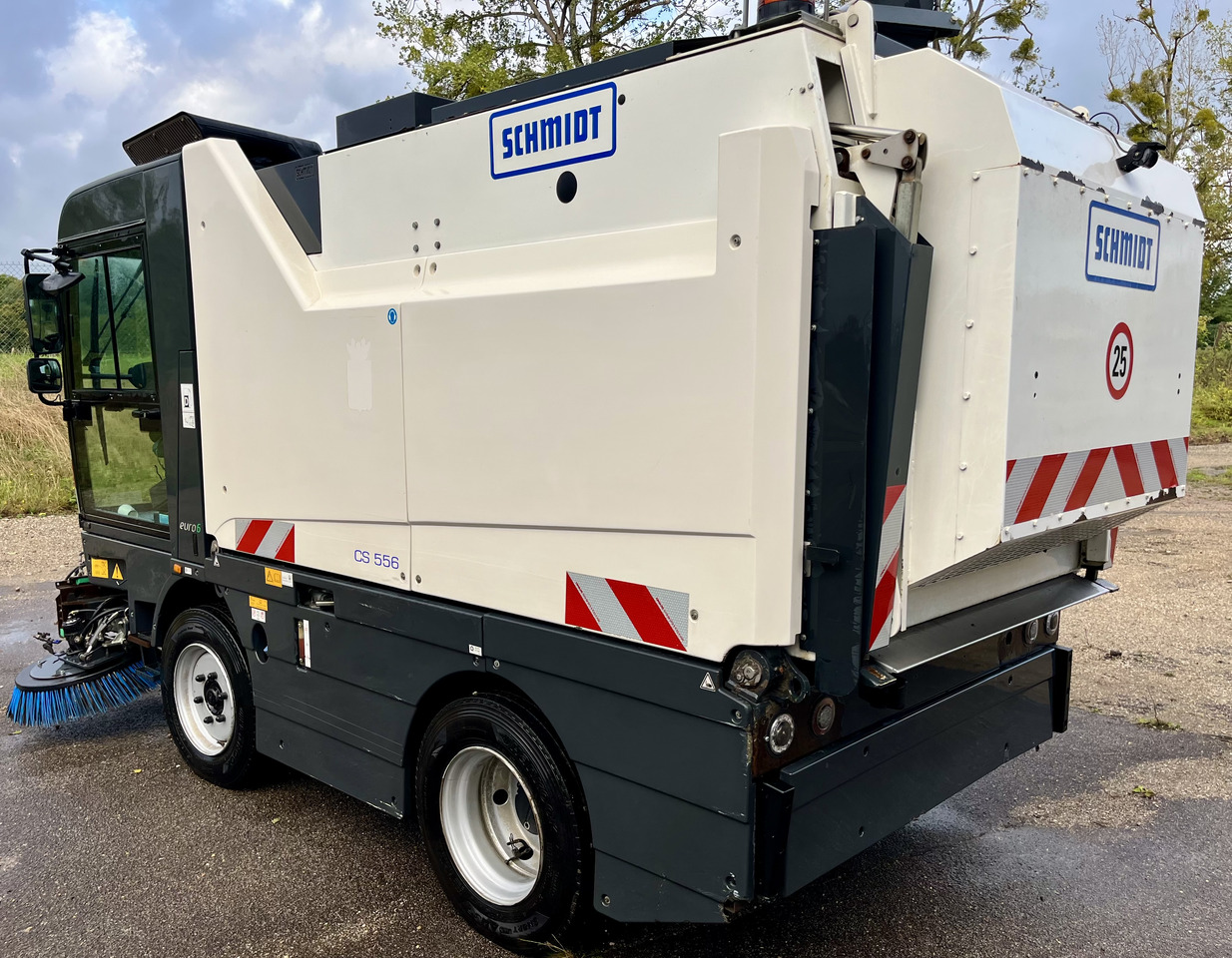 SCHMIDT Cs556 cs500 compact 400 - Road sweeper: picture 3 SCHMIDT Cs556 cs500 compact 400 - Road sweeper: picture 3