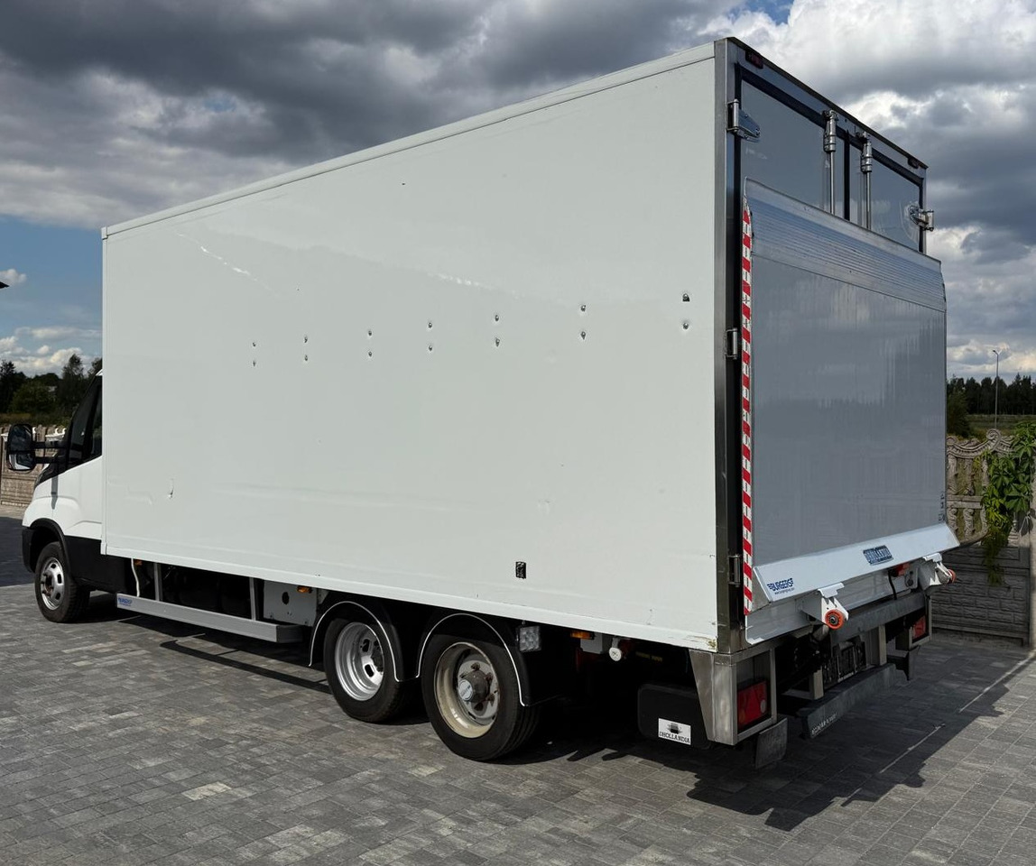 IVECO 40C18 BE COMBI – chłodnia z windą, kat. B+E, polift, 2019 rok - Refrigerated van: picture 5 IVECO 40C18 BE COMBI – chłodnia z windą, kat. B+E, polift, 2019 rok - Refrigerated van: picture 5