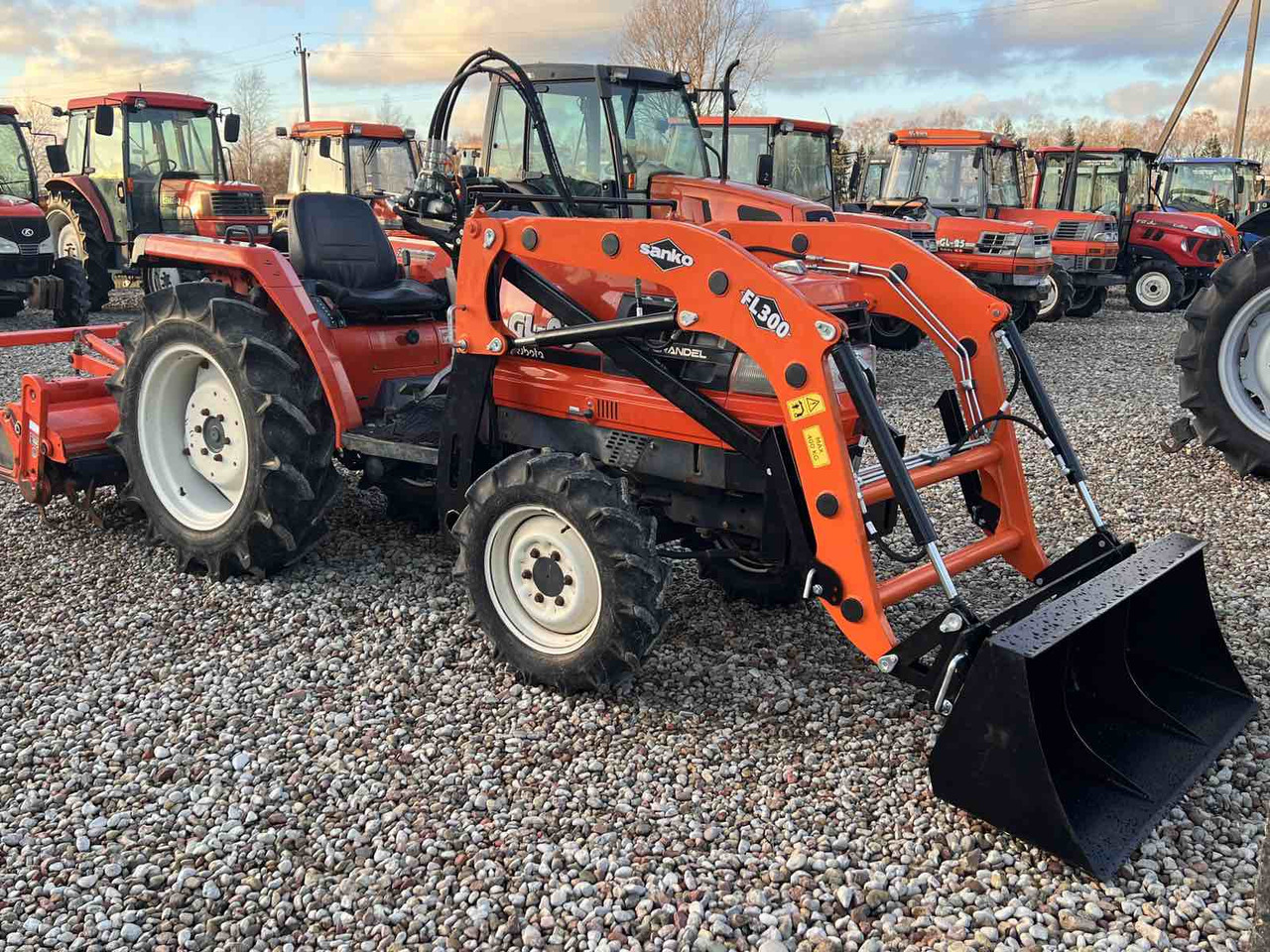 Kubota GL25 - Compact tractor: picture 1 Kubota GL25 - Compact tractor: picture 1