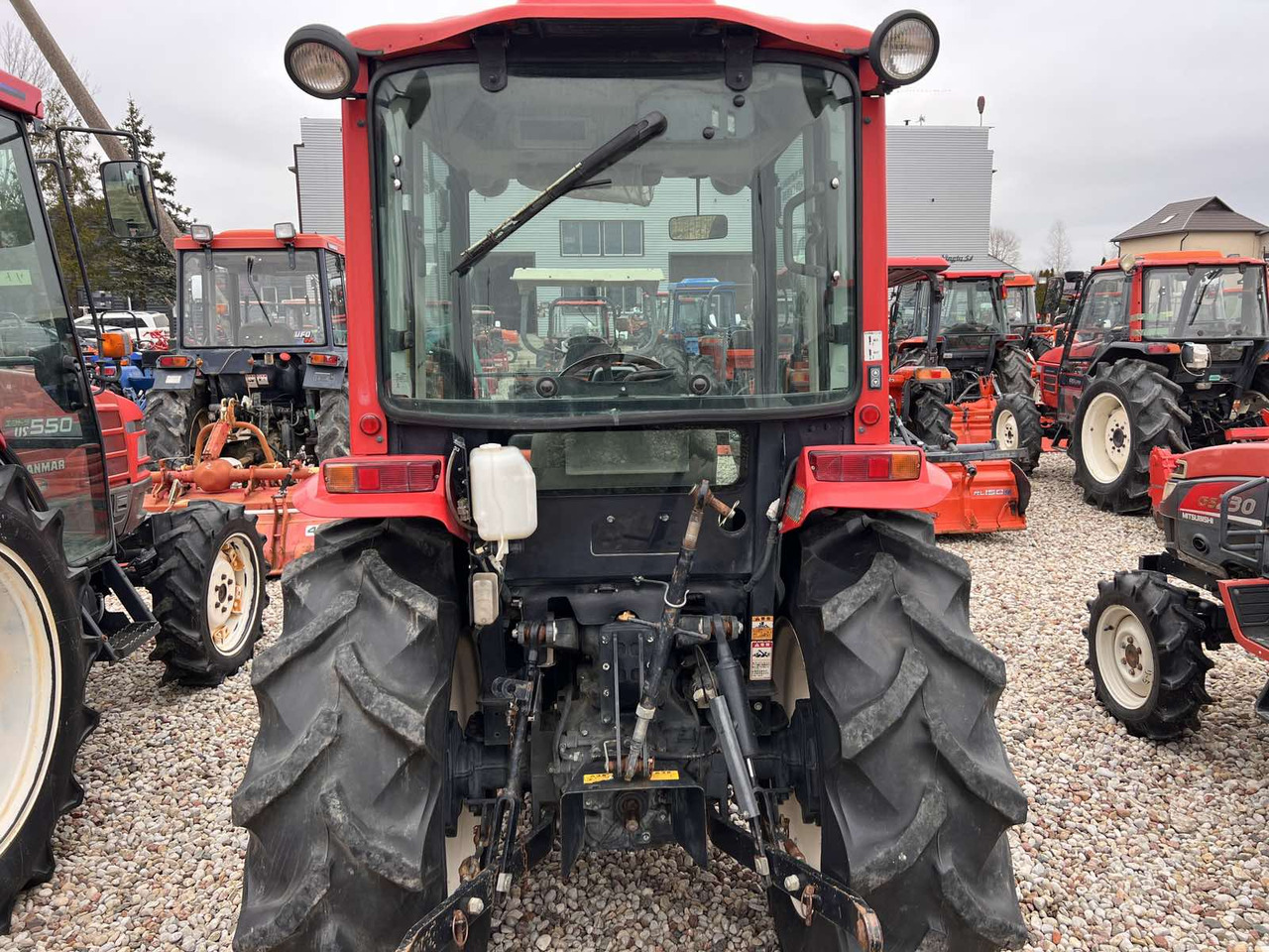 Yanmar EG334 - Compact tractor: picture 4 Yanmar EG334 - Compact tractor: picture 4