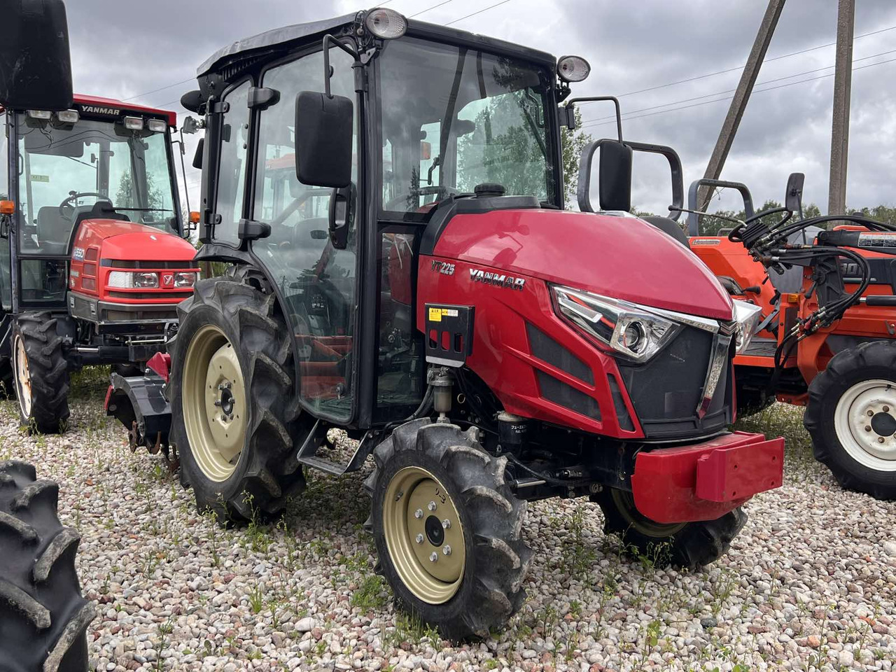 Yanmar YT225 - Compact tractor: picture 2 Yanmar YT225 - Compact tractor: picture 2