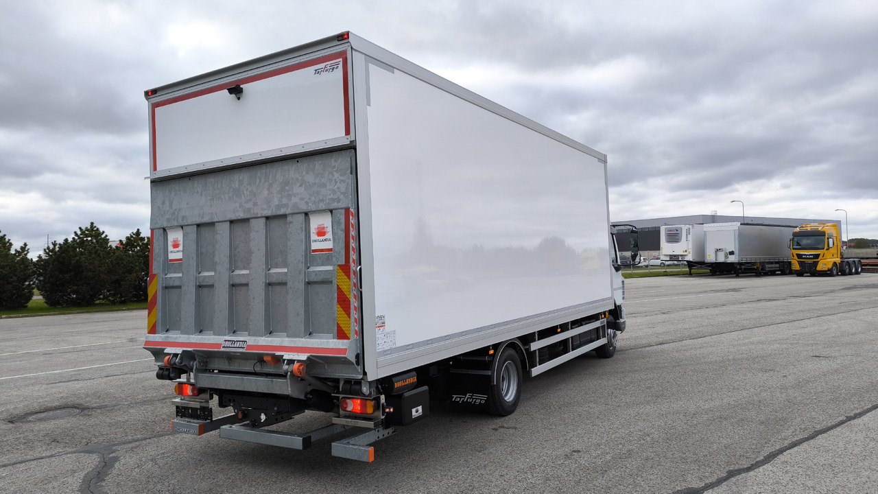 DAF XB 210 FA - Box truck: picture 4 DAF XB 210 FA - Box truck: picture 4