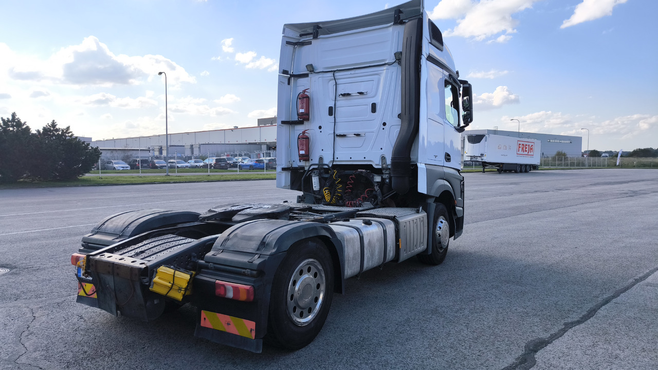 MERCEDES-BENZ Actros 1845 - Tractor unit: picture 4 MERCEDES-BENZ Actros 1845 - Tractor unit: picture 4