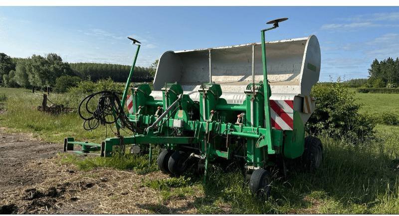 AGRONOMIX RBS TH - Potato planter: picture 1 AGRONOMIX RBS TH - Potato planter: picture 1