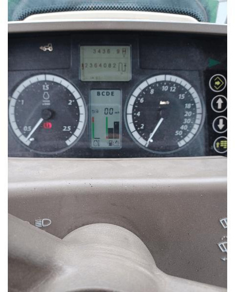 Farm tractor JOHN DEERE 6155M: picture 7 Farm tractor JOHN DEERE 6155M: picture 7