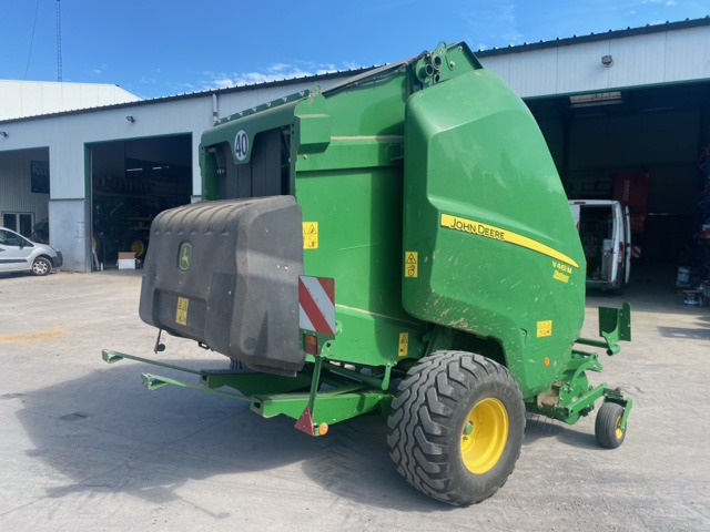JOHN DEERE V461M - Round baler: picture 5 JOHN DEERE V461M - Round baler: picture 5