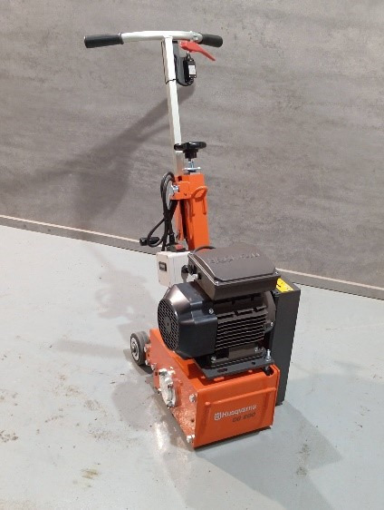 HUSQVARNA CG 200 E - Construction equipment: picture 3 HUSQVARNA CG 200 E - Construction equipment: picture 3