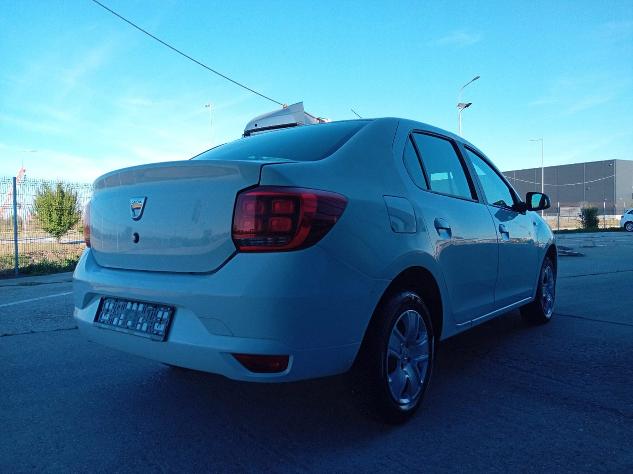 Dacia Logan 1.5 dCi, TOP ! - Sedan: picture 3 Dacia Logan 1.5 dCi, TOP ! - Sedan: picture 3