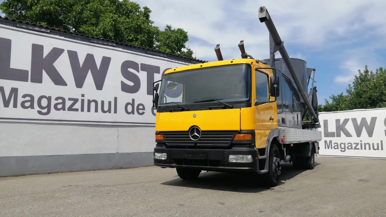Mercedes-Benz Atego & Gmelin Animal Feed Mill and Mixer/FNC - Truck: picture 1 Mercedes-Benz Atego & Gmelin Animal Feed Mill and Mixer/FNC - Truck: picture 1