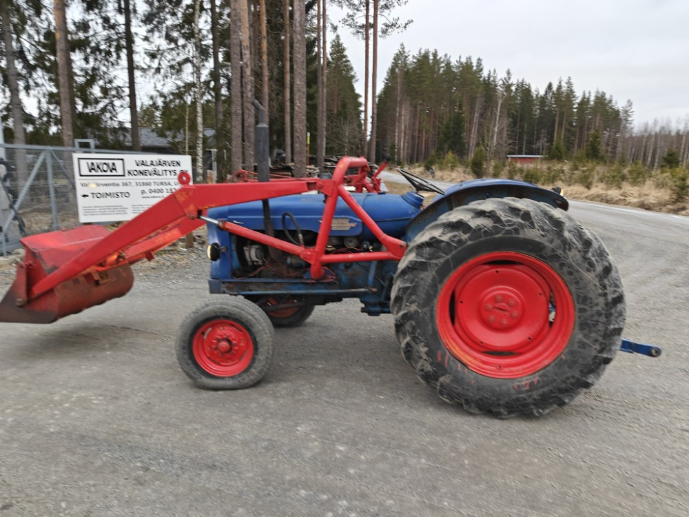 FORDSON Power Major - Farm tractor: picture 2 FORDSON Power Major - Farm tractor: picture 2