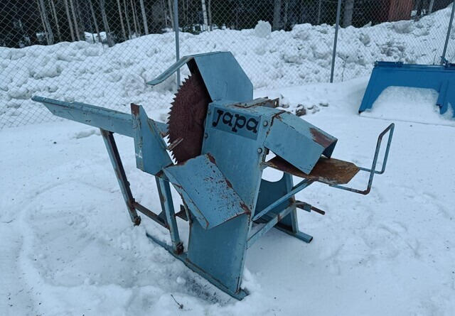 Japa Klapisirkeli halkaisuruuvilla - Log splitter: picture 1 Japa Klapisirkeli halkaisuruuvilla - Log splitter: picture 1