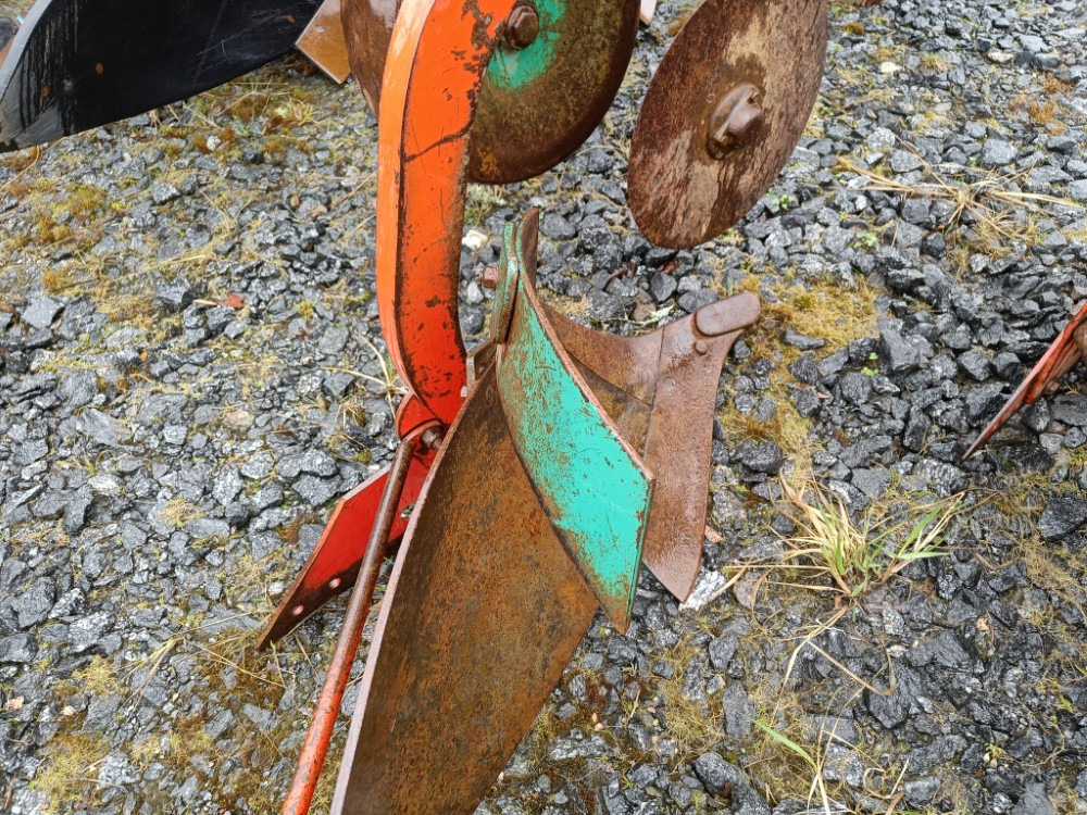 Kverneland A8 sarkia-auran lisäsiipi 16 tuumaa täydellinen - Plow: picture 4 Kverneland A8 sarkia-auran lisäsiipi 16 tuumaa täydellinen - Plow: picture 4