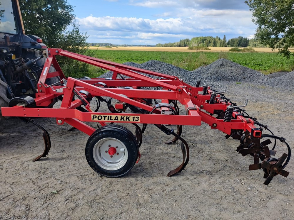 Potila KK13, mikseri perässä, mukaan hanhenjalkaterät - Cultivator: picture 4 Potila KK13, mikseri perässä, mukaan hanhenjalkaterät - Cultivator: picture 4