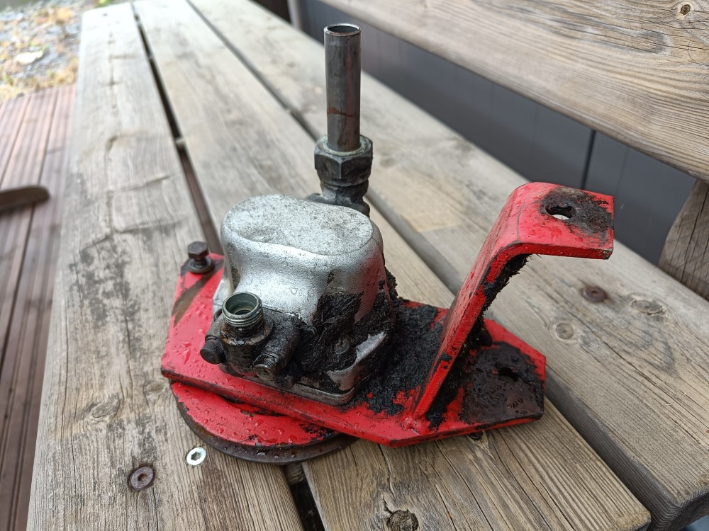 Sampo 410 hydrauliikkapumppu - Hydraulic pump for Combine harvester: picture 4 Sampo 410 hydrauliikkapumppu - Hydraulic pump for Combine harvester: picture 4