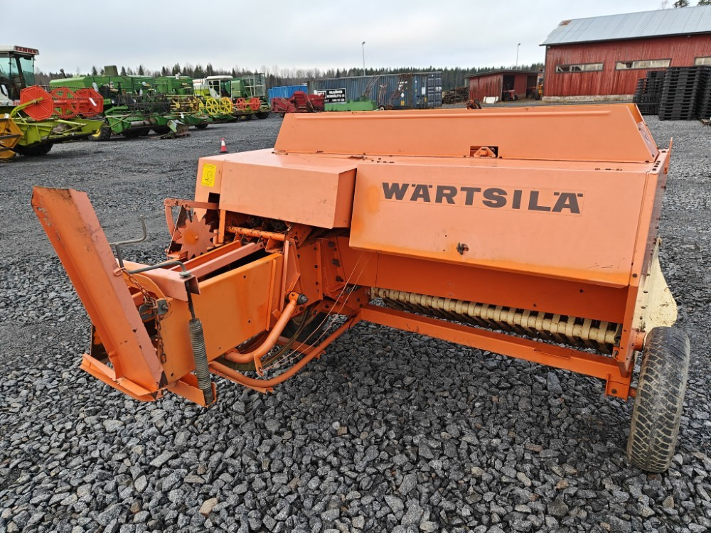 Wärtsilä Rivierra Casalis PHP150 - Square baler: picture 3 Wärtsilä Rivierra Casalis PHP150 - Square baler: picture 3