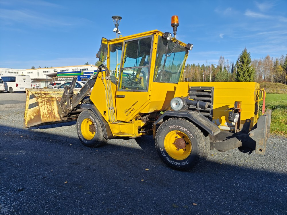 Wille 445 - Municipal tractor: picture 2 Wille 445 - Municipal tractor: picture 2