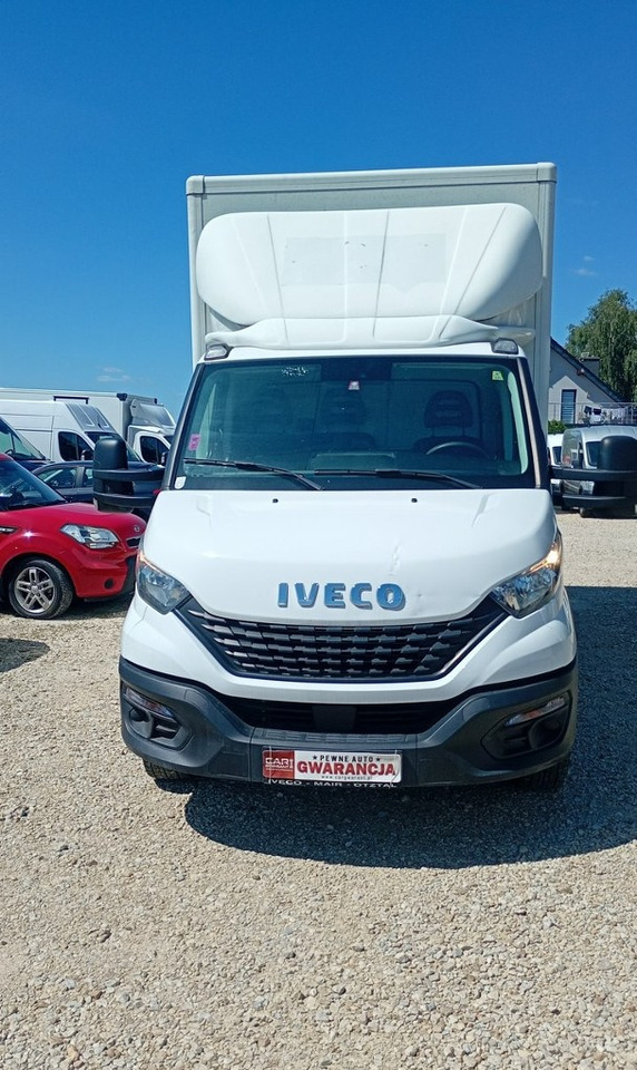 Iveco 35 Daily 35S14 klima * 3 osobowy * - Box van: picture 3 Iveco 35 Daily 35S14 klima * 3 osobowy * - Box van: picture 3