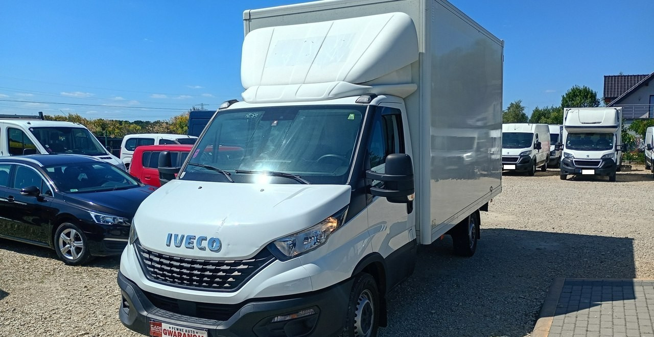 Iveco 35 Daily 35S14 klima * 3 osobowy * - Box van: picture 2 Iveco 35 Daily 35S14 klima * 3 osobowy * - Box van: picture 2