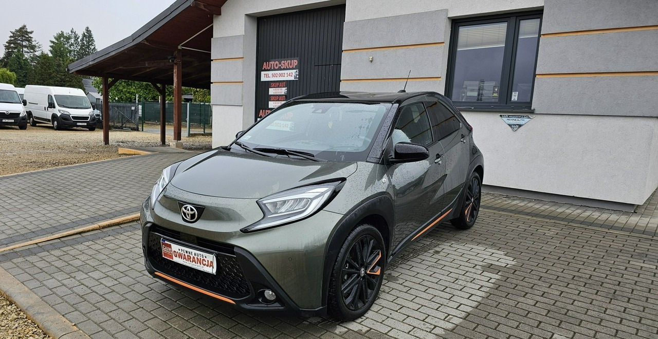 Toyota Aygo II Aygo X Aygo x cross limited automat 25tyś - Car: picture 3 Toyota Aygo II Aygo X Aygo x cross limited automat 25tyś - Car: picture 3