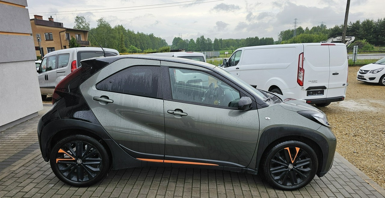 Toyota Aygo X Aygo x cross limited automat 25tyś - Hatchback: picture 5 Toyota Aygo X Aygo x cross limited automat 25tyś - Hatchback: picture 5