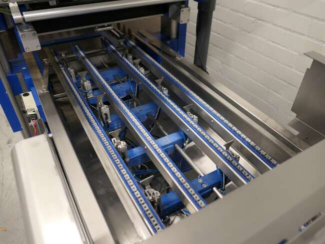 Packaging machinery Sealpac traysealer A10: picture 7